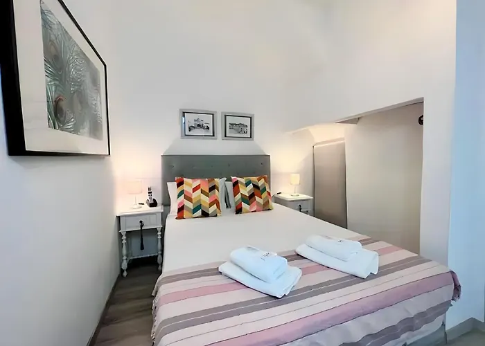 Isa Skyhouse Algarve